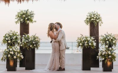 Cabo Wedding Flowers that Capture Romance and Elegance